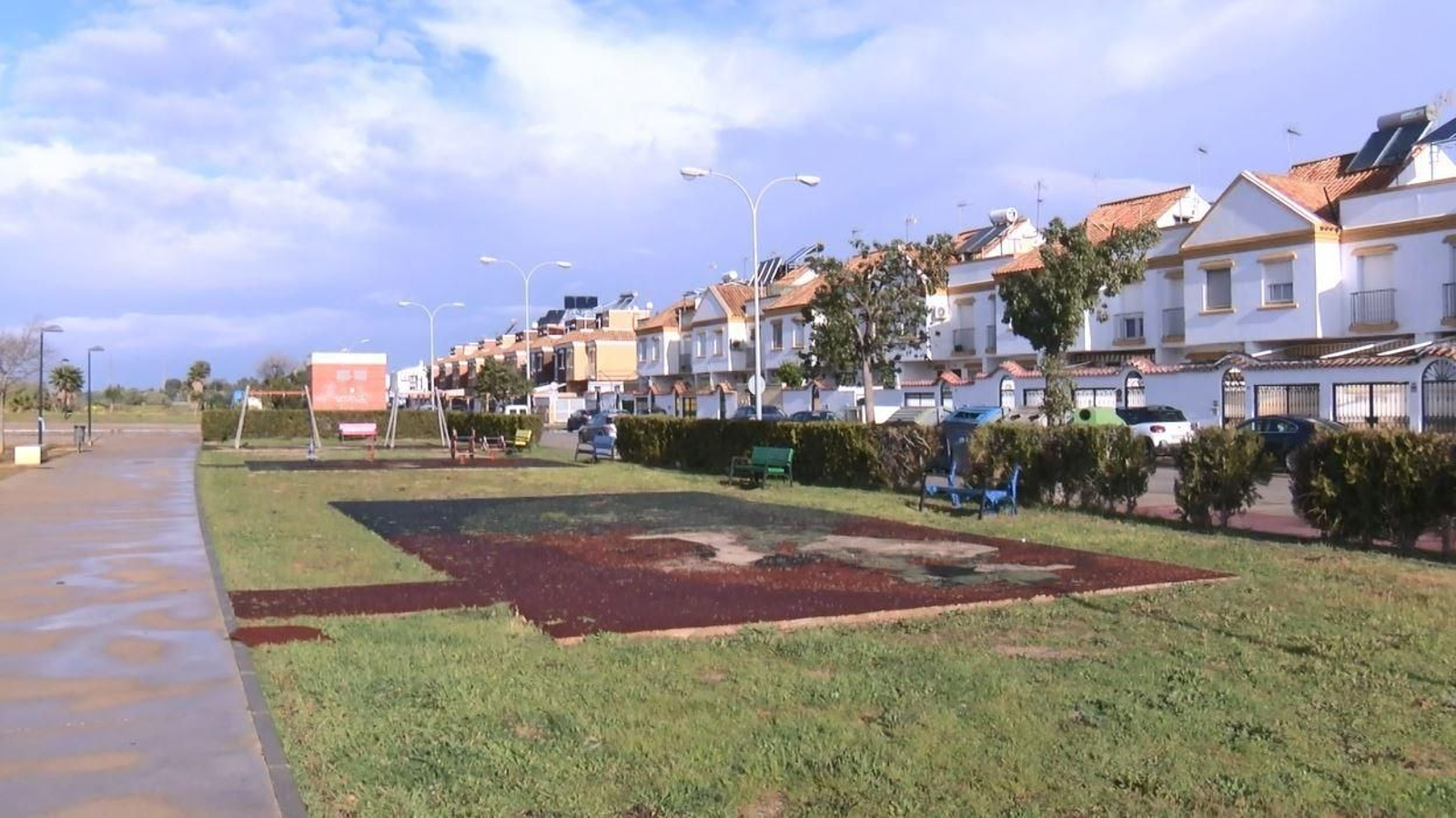 Las imágenes del deterioro del parque infantil del Paseo de Andalucía