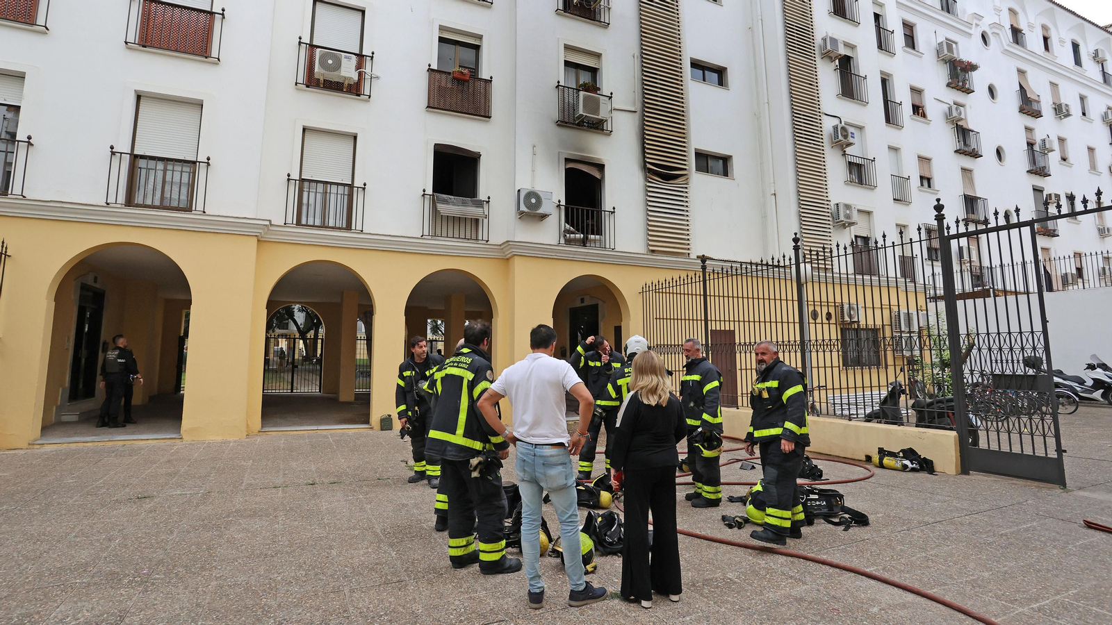 Incendio en una vivienda de calle Paul