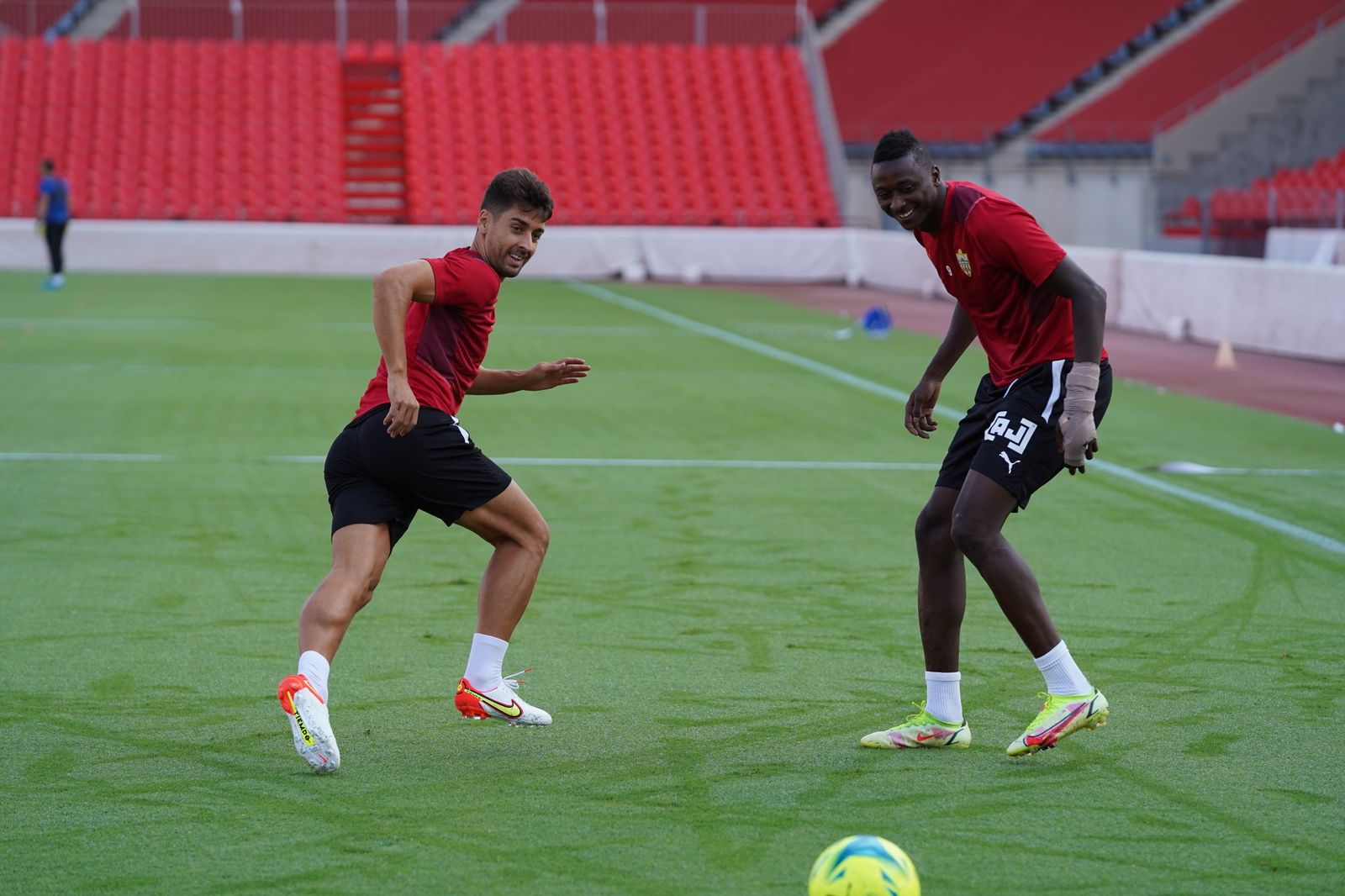 Fotogalería del entrenamiento de la UDA, jueves 2 de septiembre