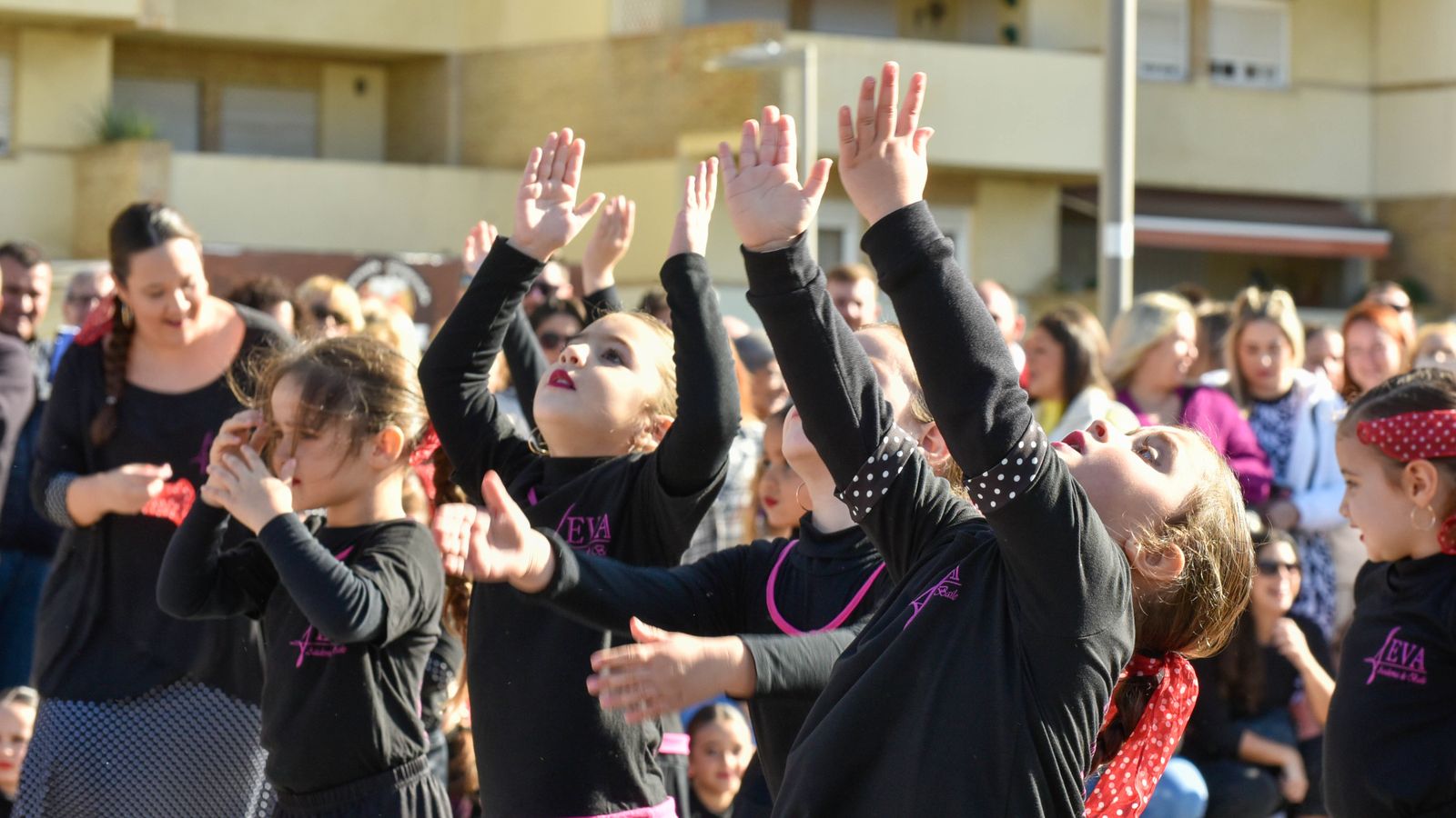 Flash mob flamenco en la Plaza de la Constitución de La Línea