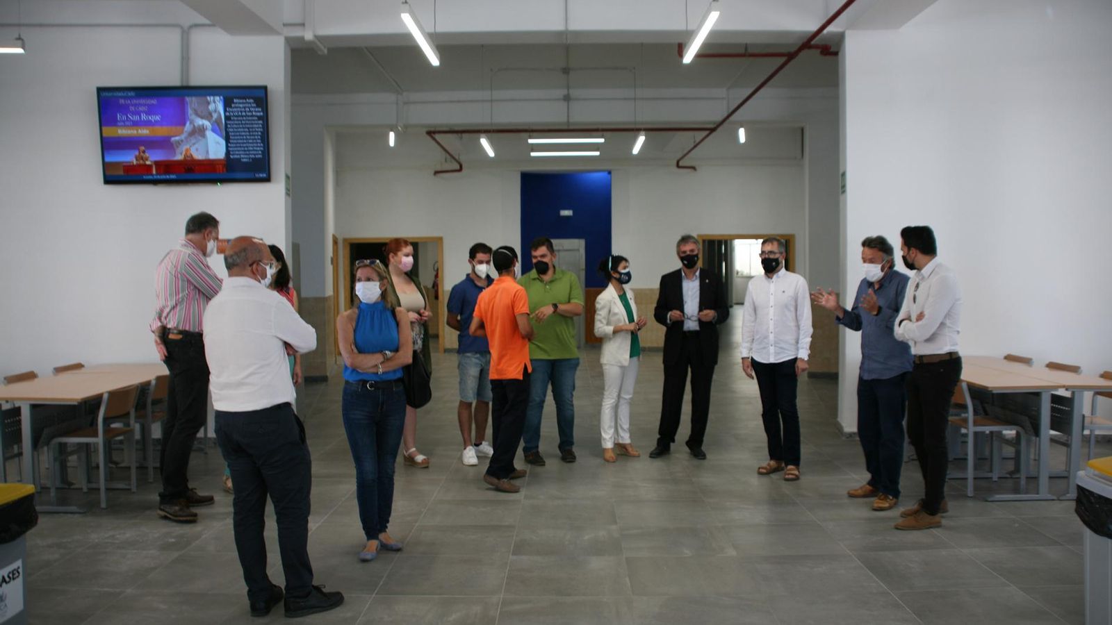Visita del rector de la UCA y parte de su equipo a las nuevas instalaciones.