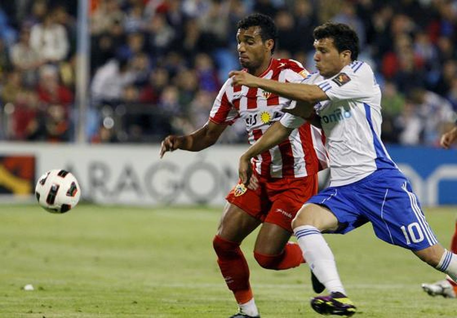 Los de Oltra, más colistas tras perder un crucial encuentro ante el Zaragoza.

Foto: Javier Cebollada/ EFE