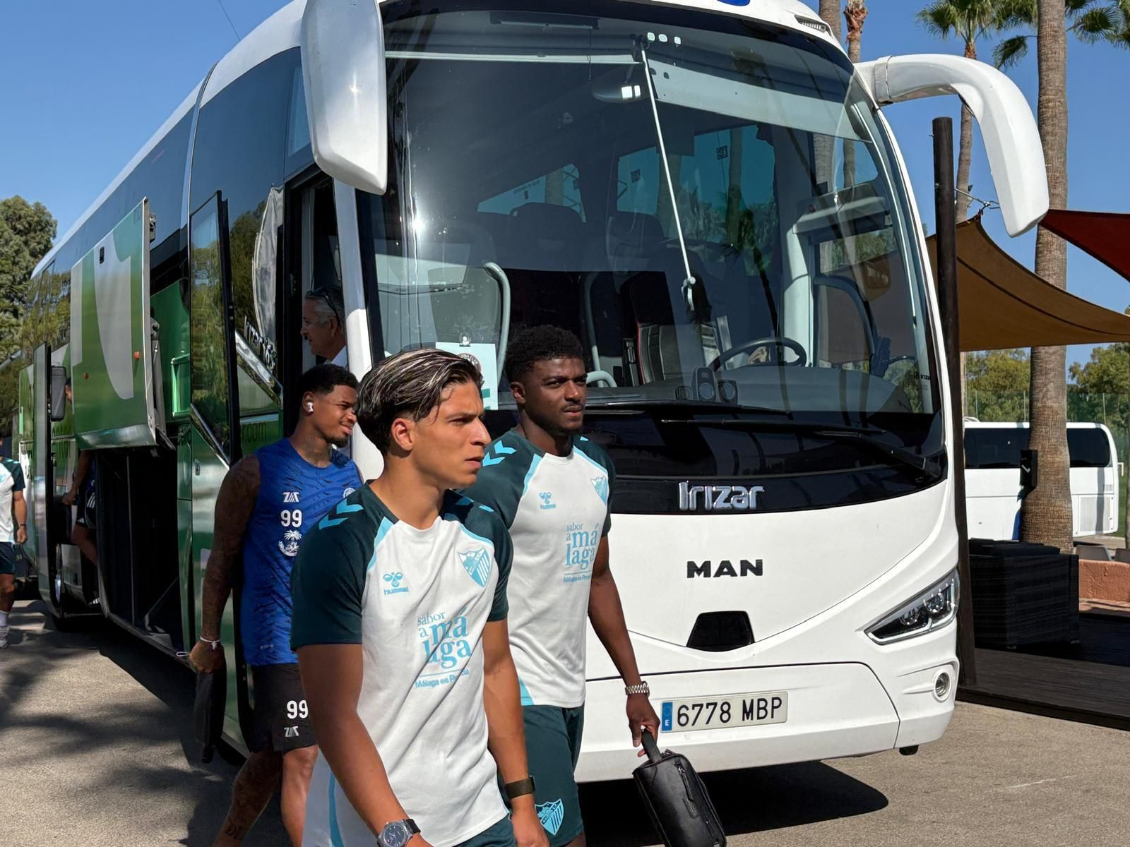 Cesc Fábregas y Fekir, entre los VIPS de Marbella antes del Málaga CF-Al-Wrakh