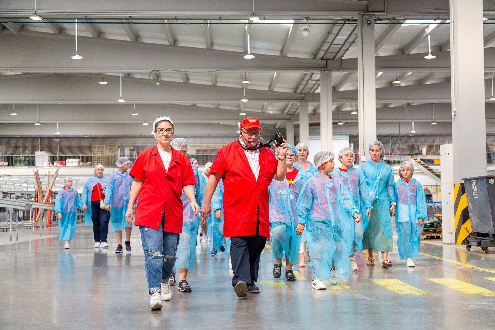 Visita de los más pequeños a las instalaciones de Vicasol.