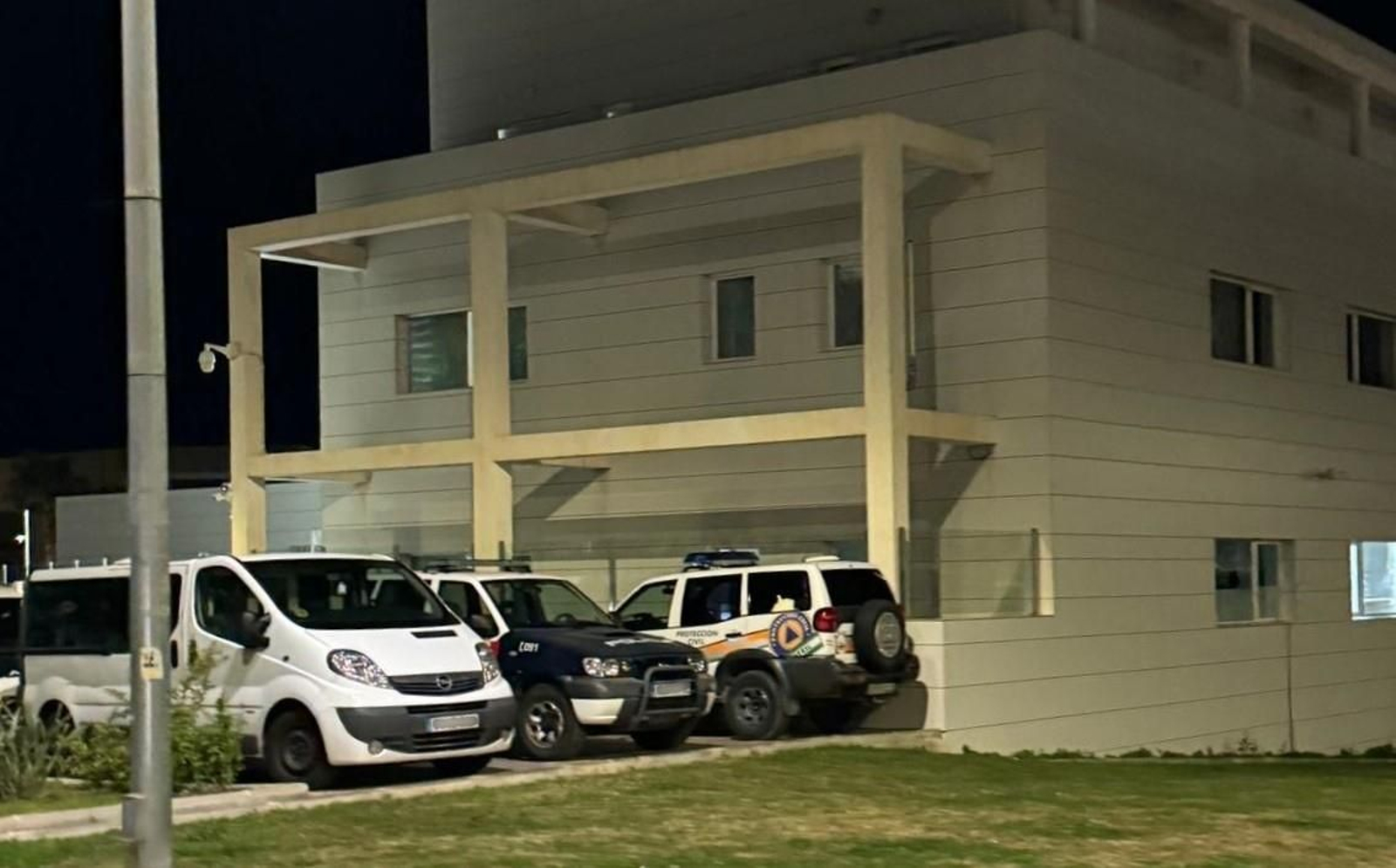 Detenido por conducir sin carné de conducir y bajo los efectos del alcohol un coche de Protección Civil de Motril