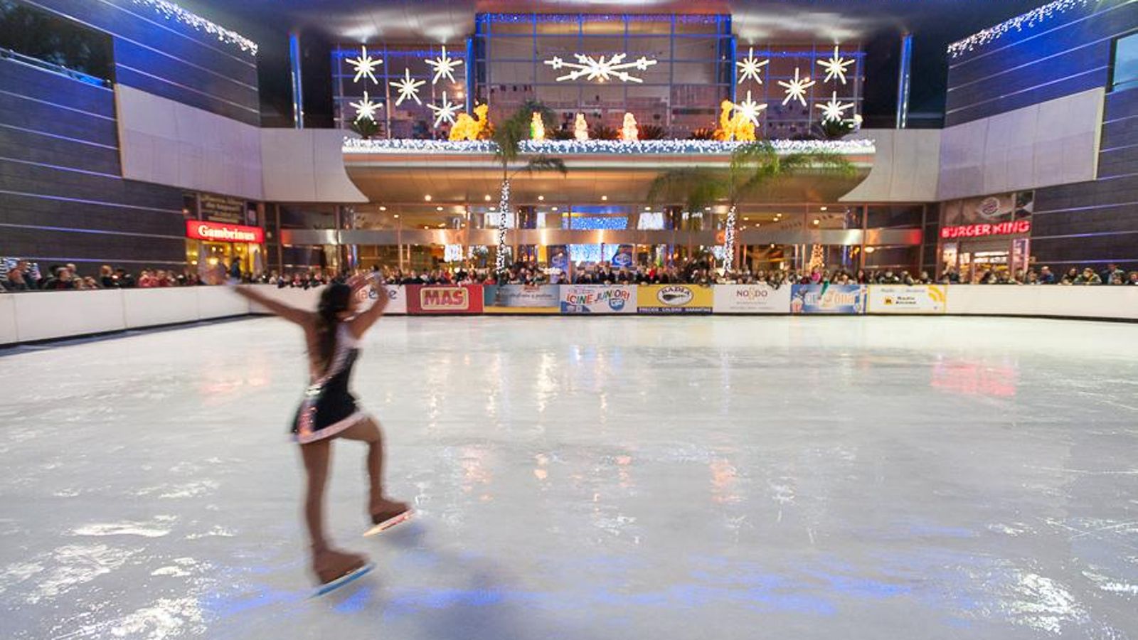 Pista de hielo de Zona Este.