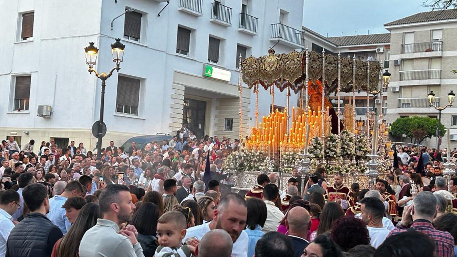 Paso de esta Semana Santa 2023 en calle José Luis Díez. Paso de esta Semana Santa 2023 en calle José Luis Díez.