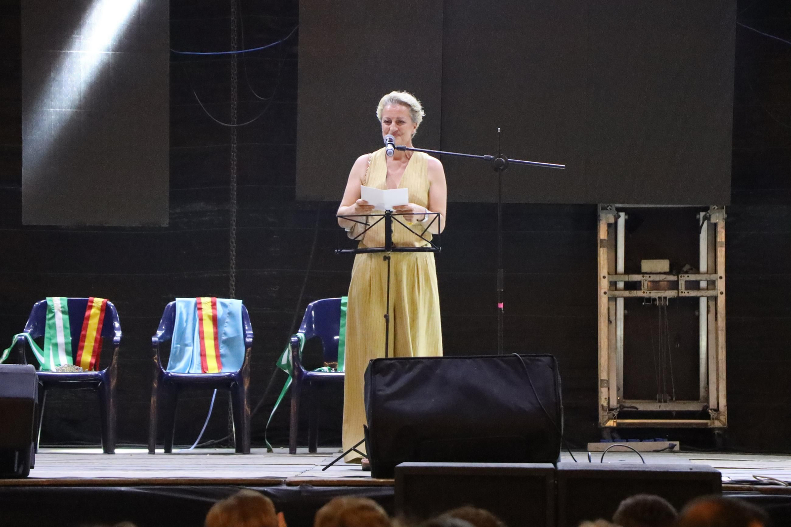 El pregón, ofrecido por la vecina Enriqueta Sobrino, decretó el inicio de las fiestas. El pregón, ofrecido por la vecina Enriqueta Sobrino, decretó el inicio de las fiestas.