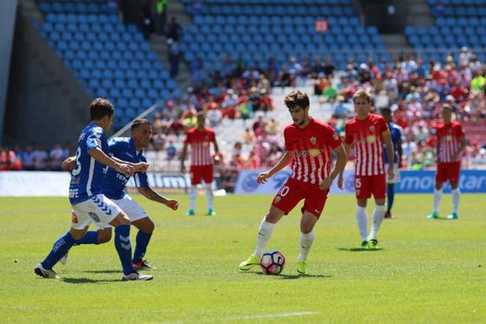 Foto: Rafael González

Foto: EFE