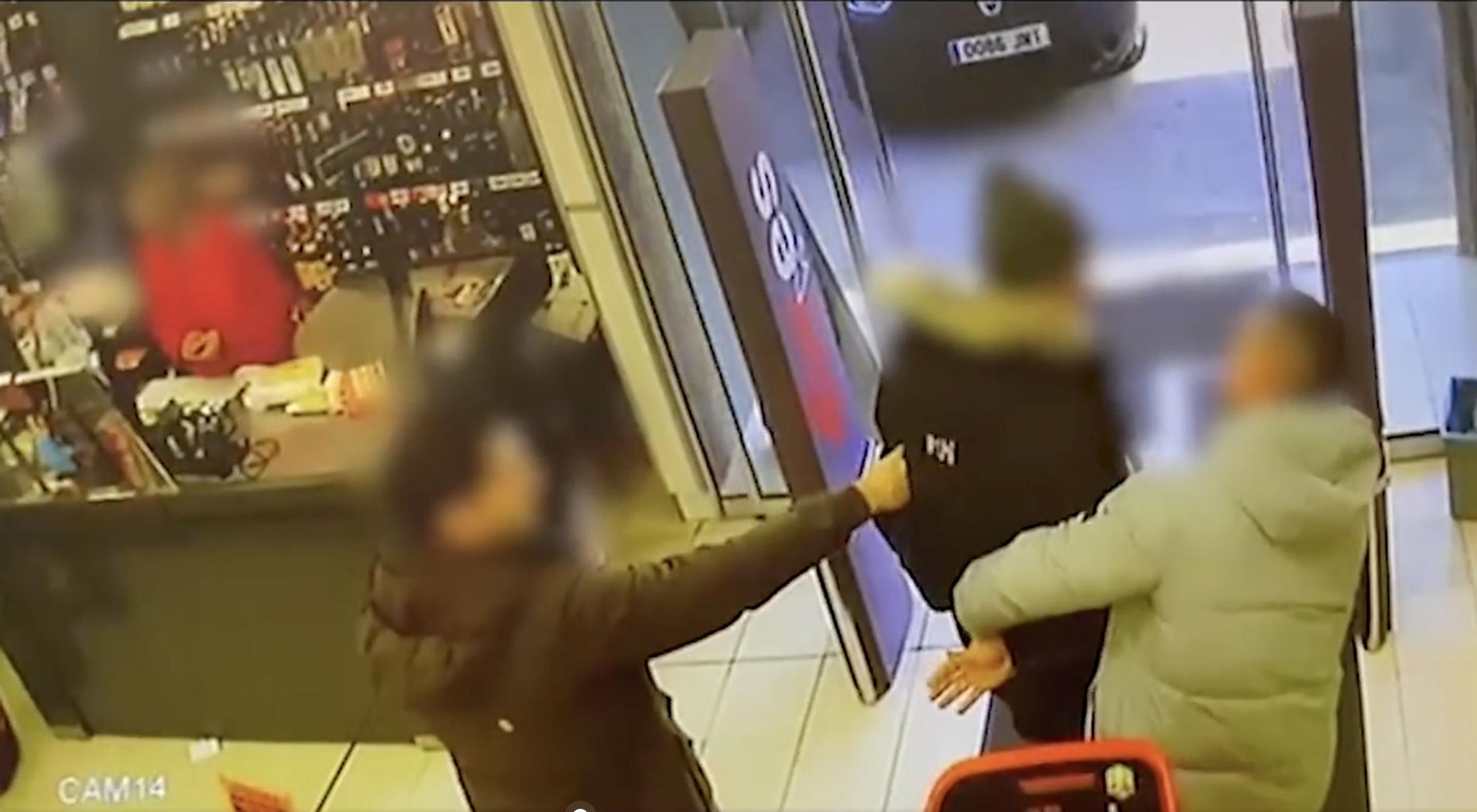 Captura del vídeo de la detención compartido por la Policía