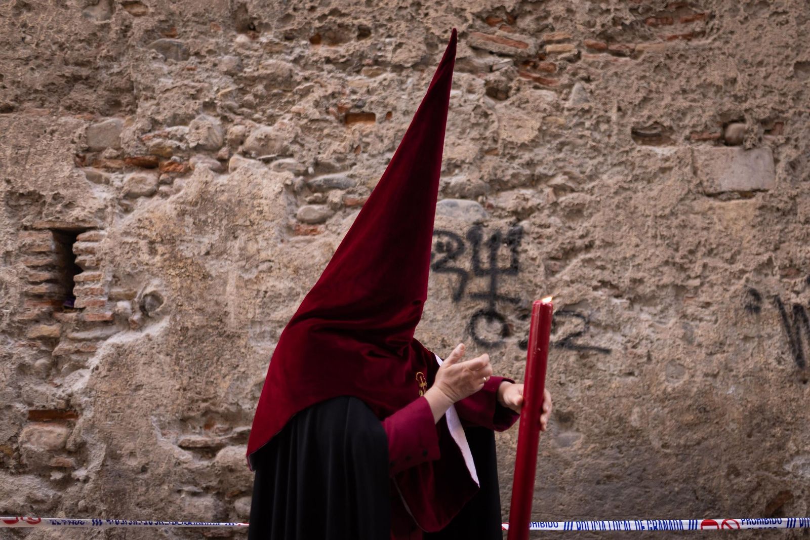 Las mejores fotografías de la Hermandad de los Favores en la Cuesta de Aixa 2025