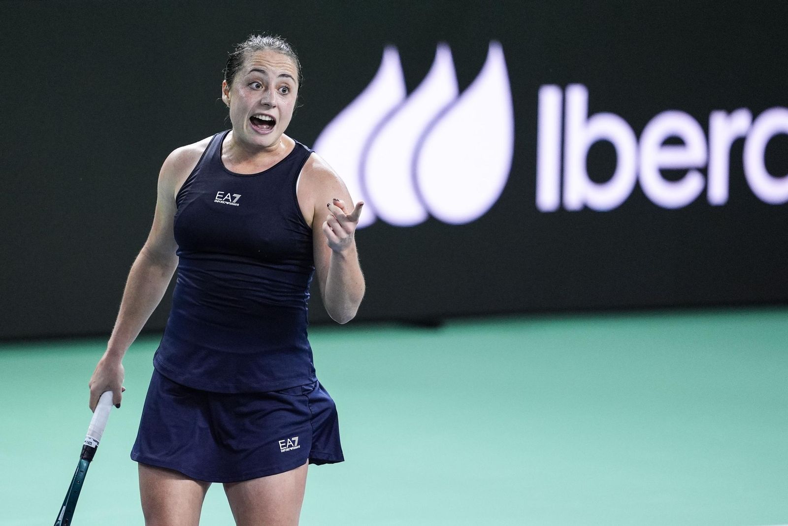 El Italia-Japón de la Billie Jean King en Málaga, en fotos