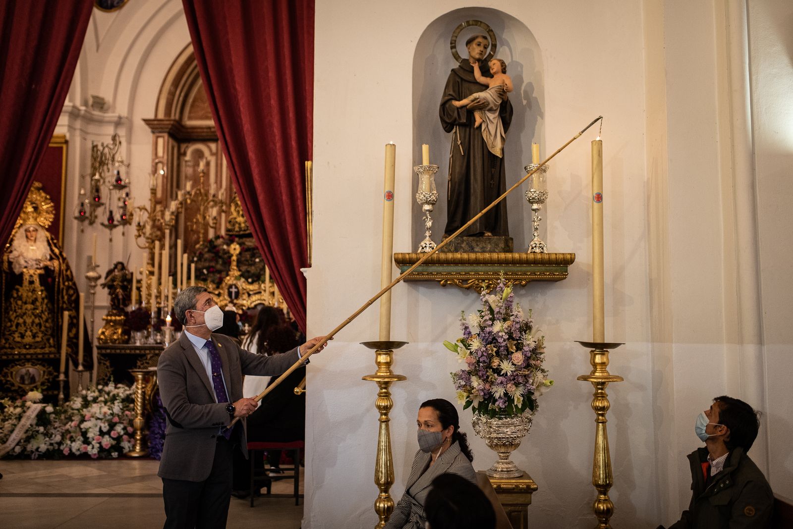 Jueves Santo: Imágenes de las Hermandades del Nazareno y Oración en el Huerto