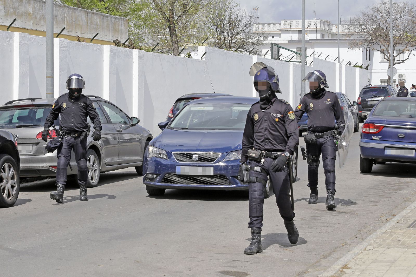 Agentes de la UPR de la Policía Nacional en una operación en las 'casitas bajas'.