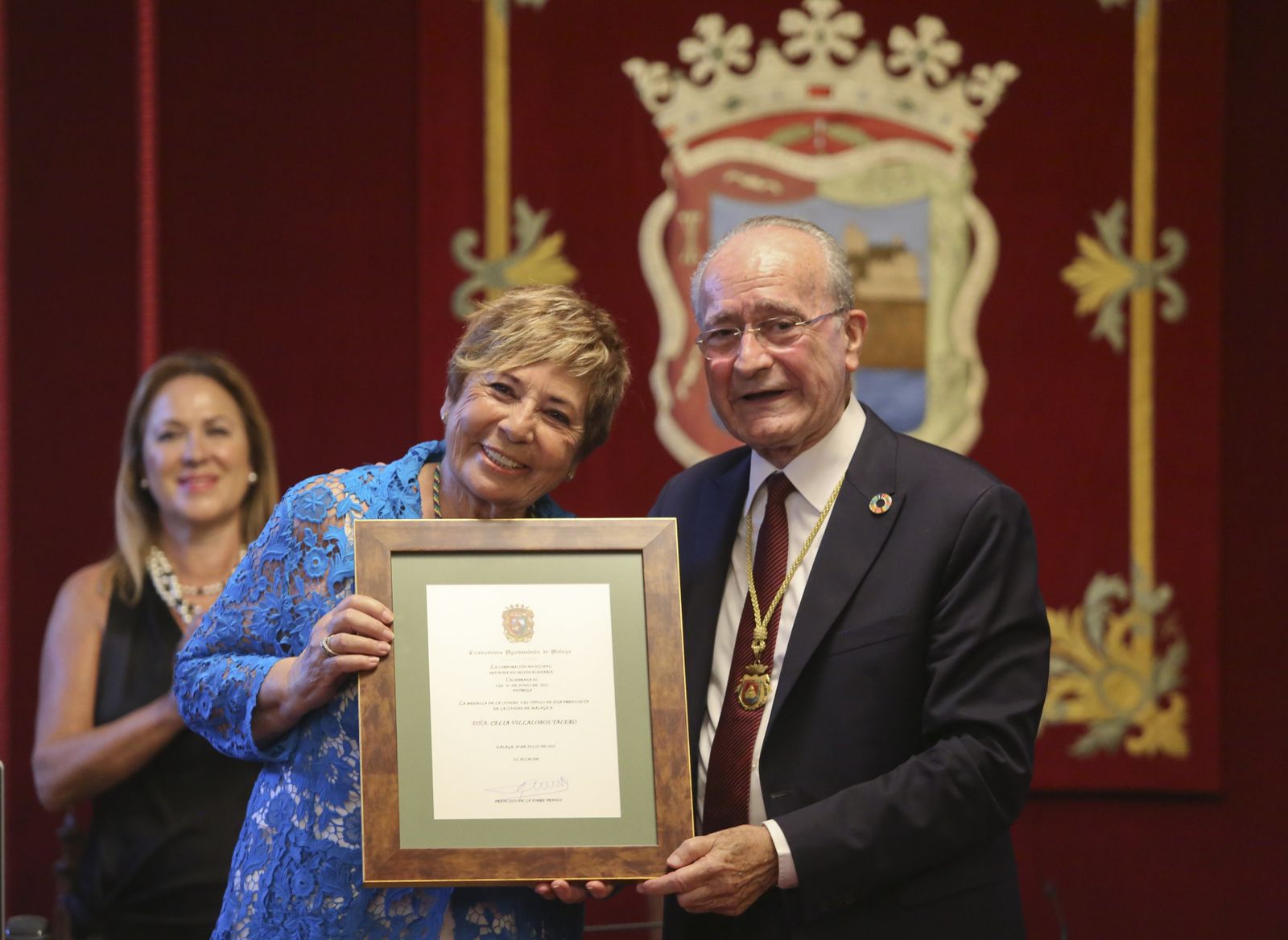 Homenaje a Celia Villalobos en el Ayuntamiento de Málaga (fotos)