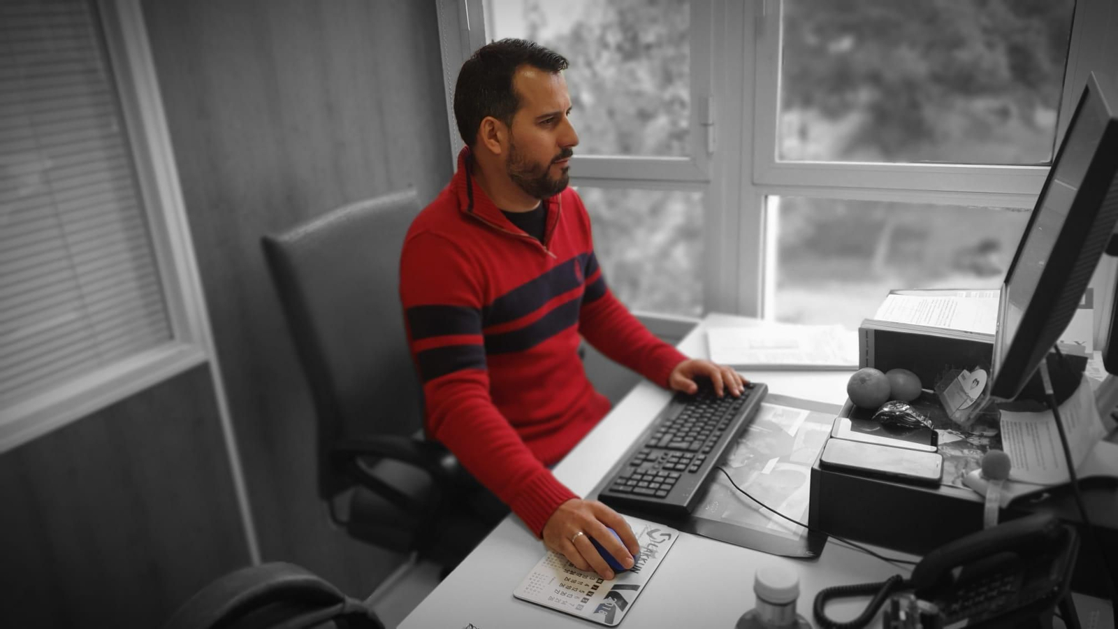 Iván Gómez en la redacción de Diario de Almería