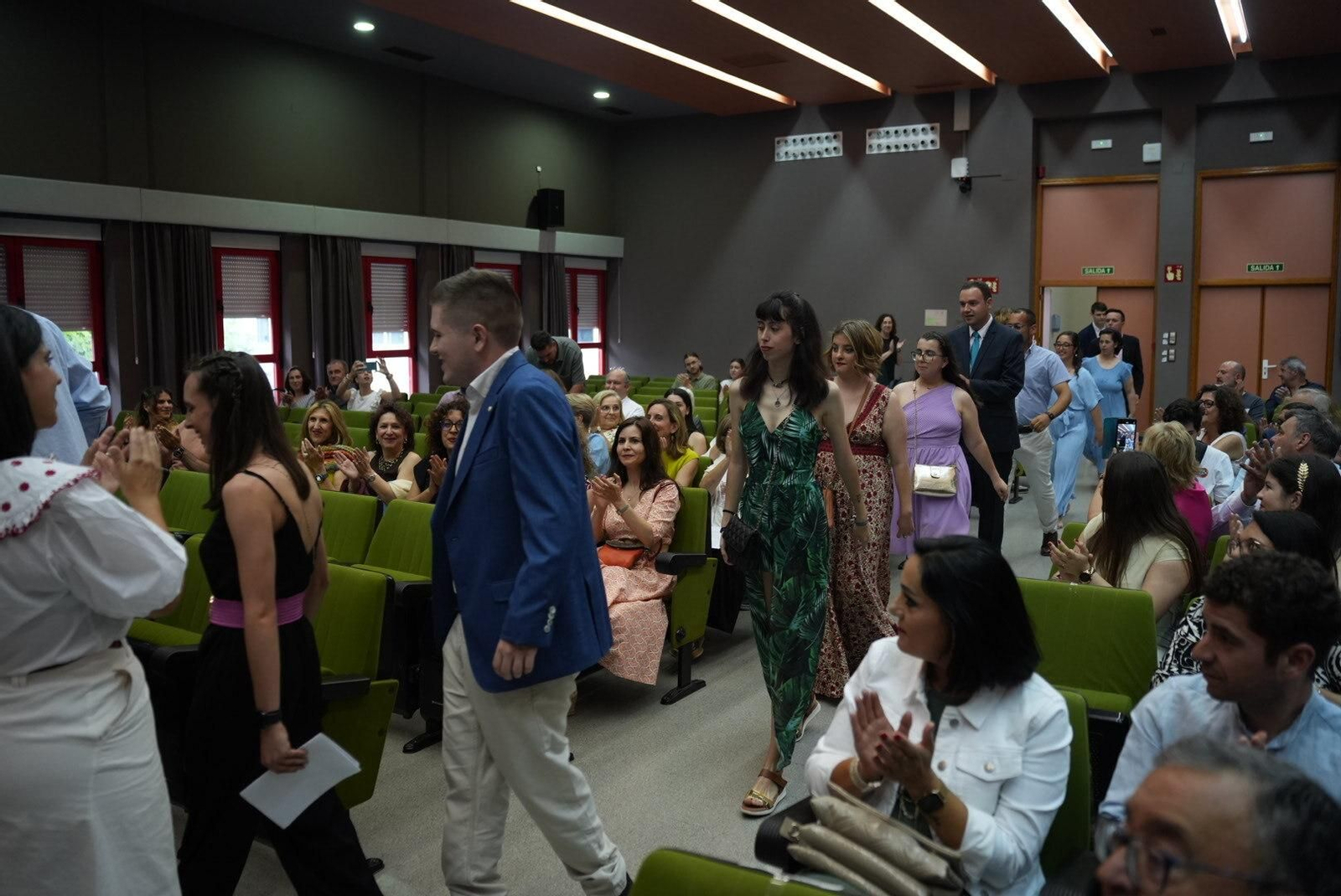 Las imágenes de la graduación de la tercera promoción de UCOIncluye