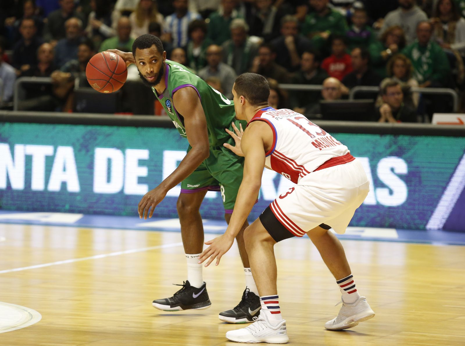 Imágenes del Unicaja-Bayern de Múnich
