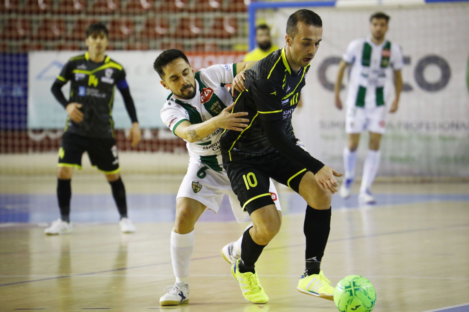 Las imágenes del triunfo del Córdoba Futsal ante O Parrulo
