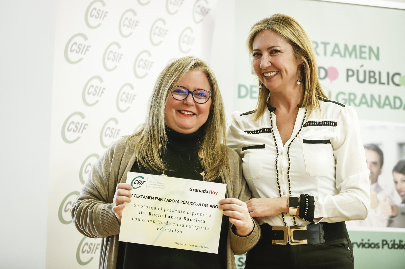 Las imágenes de la entrega de diplomas a los 23 finalistas del V Certamen del Empleado Público del año