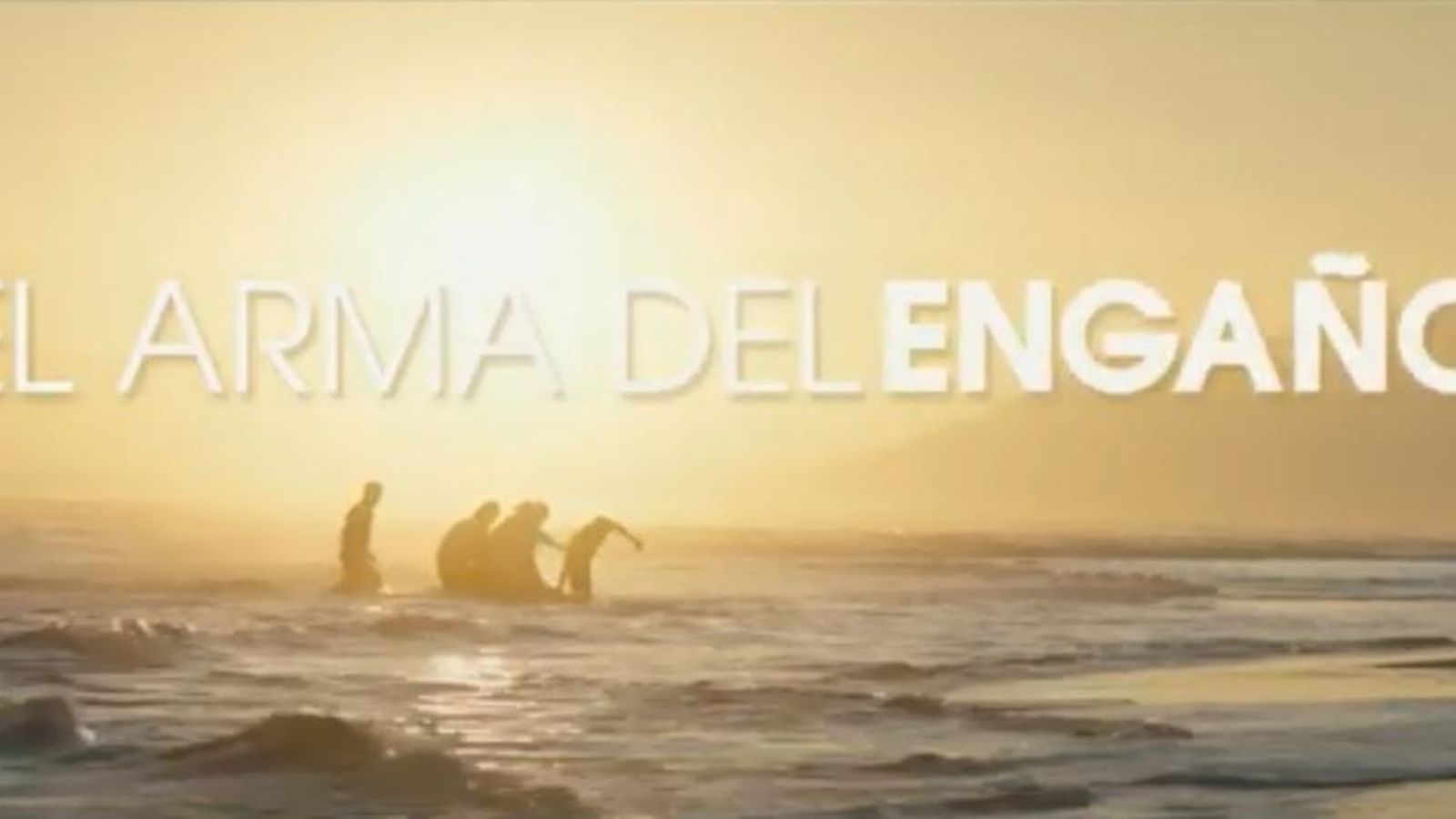 Fotograma del trailer de la película, con una playa de Marbella como escenario.