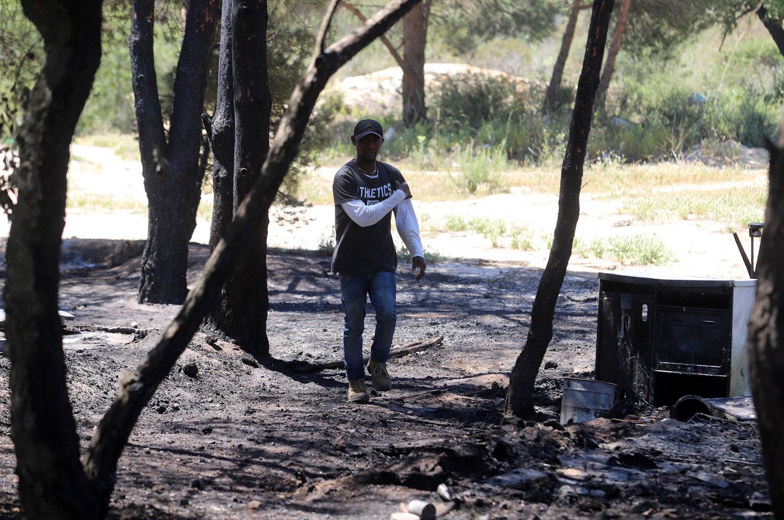 Imágenes del incendio de chabolas en Lucena del Puerto