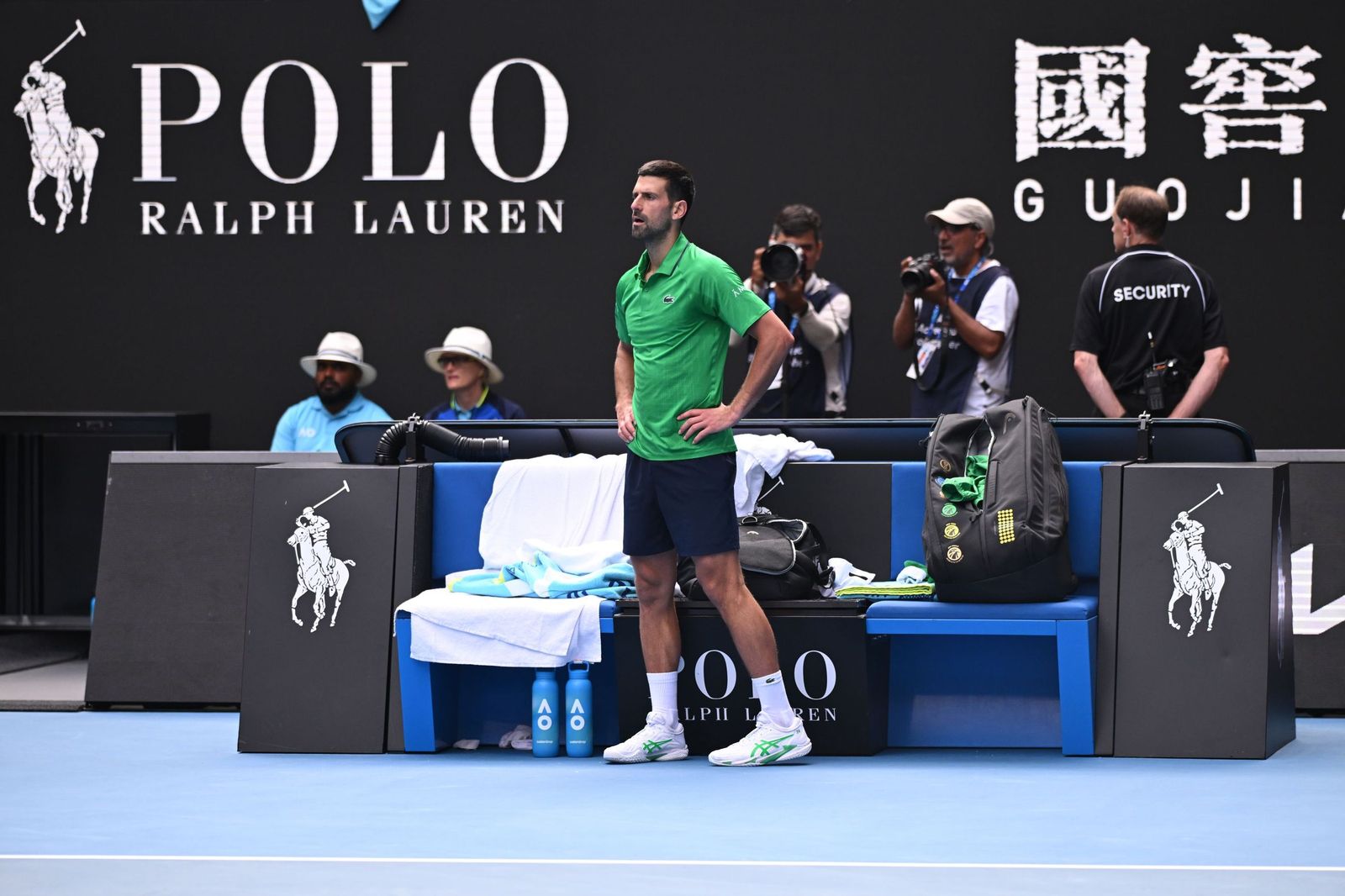 Las fotos de la retirada de Musetti ante Djokovic y del resto de cuartos de final