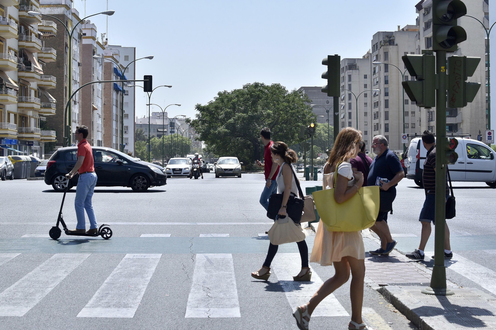 La avenida San Francisco Javier con Luis de Morales, en Nervión.