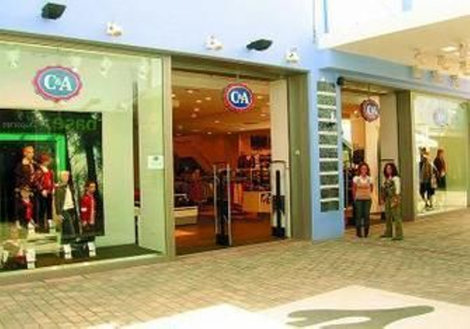 Vista de la nueva tienda de C&A en Plaza Mayor, ayer.