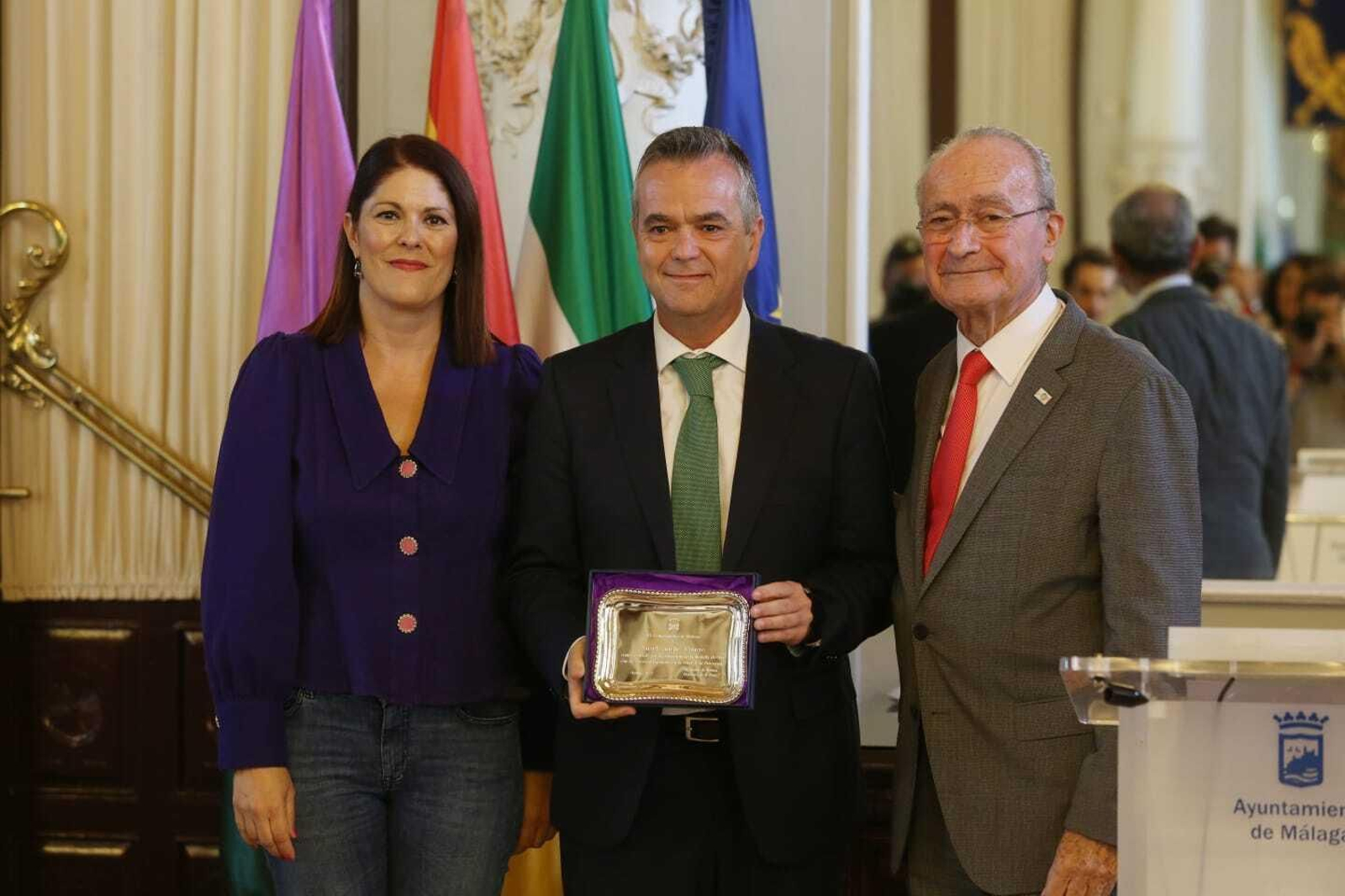 Los campeones de Europa, recibidos por las instituciones