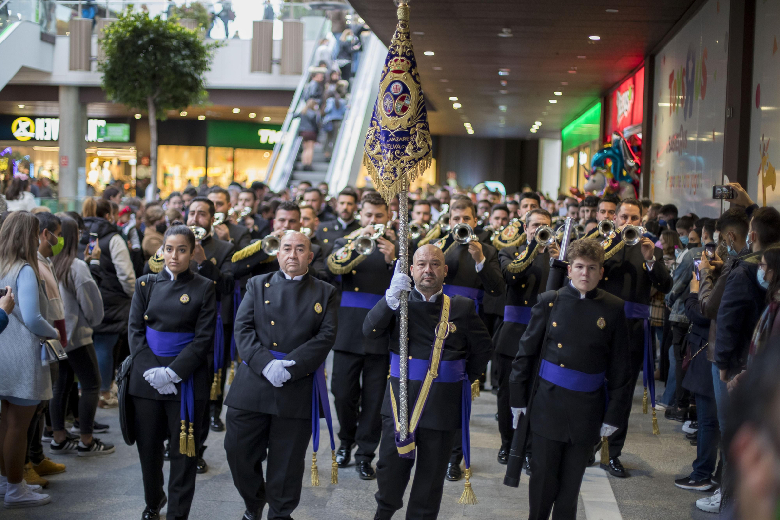 La Banda de Cornetas y Tambores Jesús Nazareno en un recital en Holea