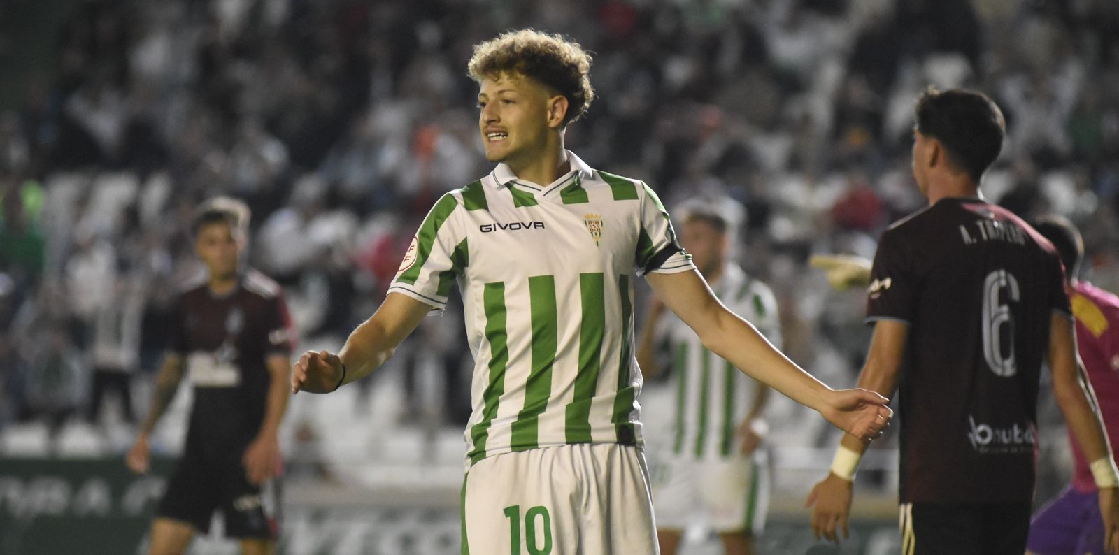 Simo, en el último partido del Córdoba CF.