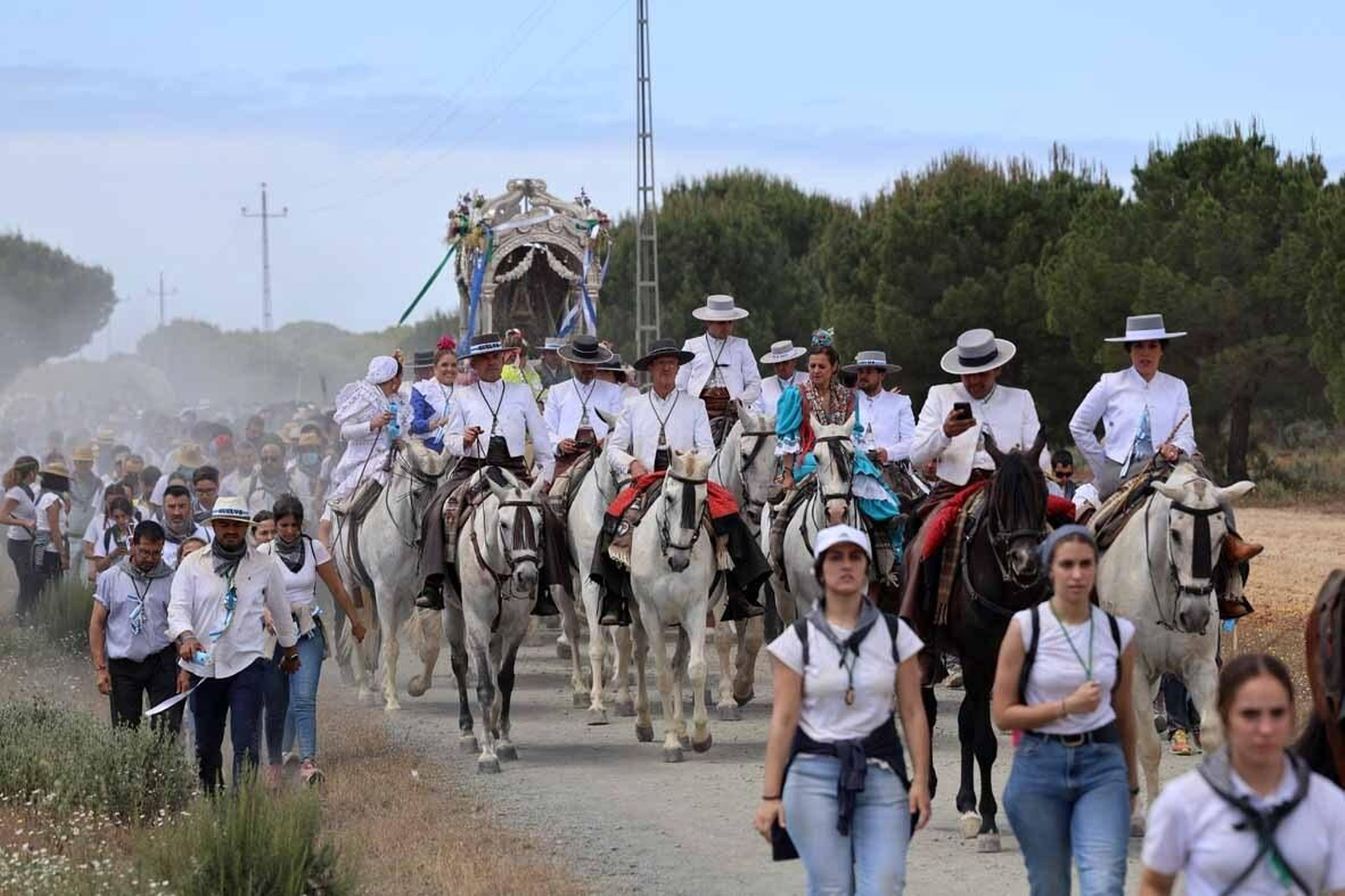 Las mejores imágenes de la Hermandad del Rocío de Huelva en el camino hacia El Rocío