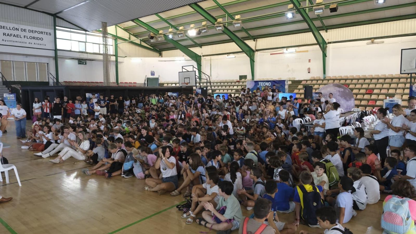 Jóvenes, de entre 9 y 17 años, participarán durante 5 días en estos campamentos digitales que buscan despertar vocaciones científicas y tecnológicas a través de experiencias prácticas, creativas y divertidas.