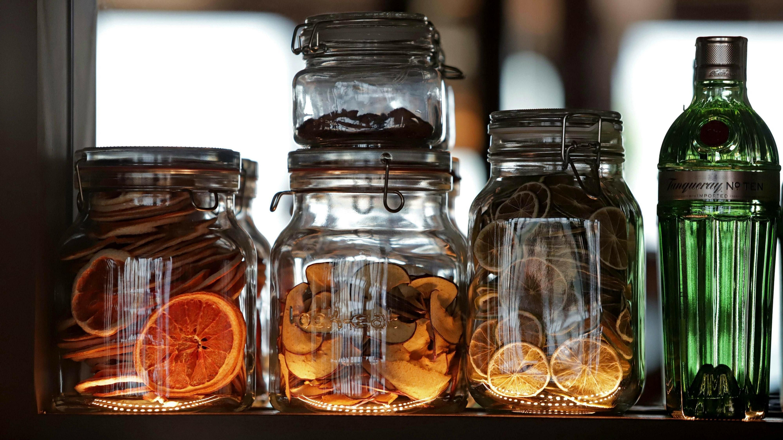 Diseño interior del restaurante BiBo Tarifa de Dani García