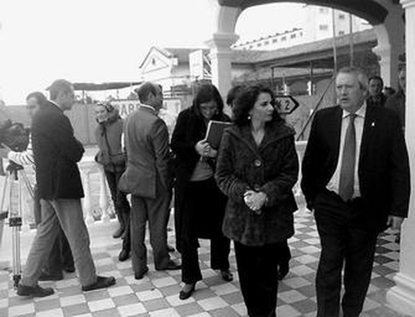 Visita de la consejera de diciembre de 2007, cuando anunció el CARE.