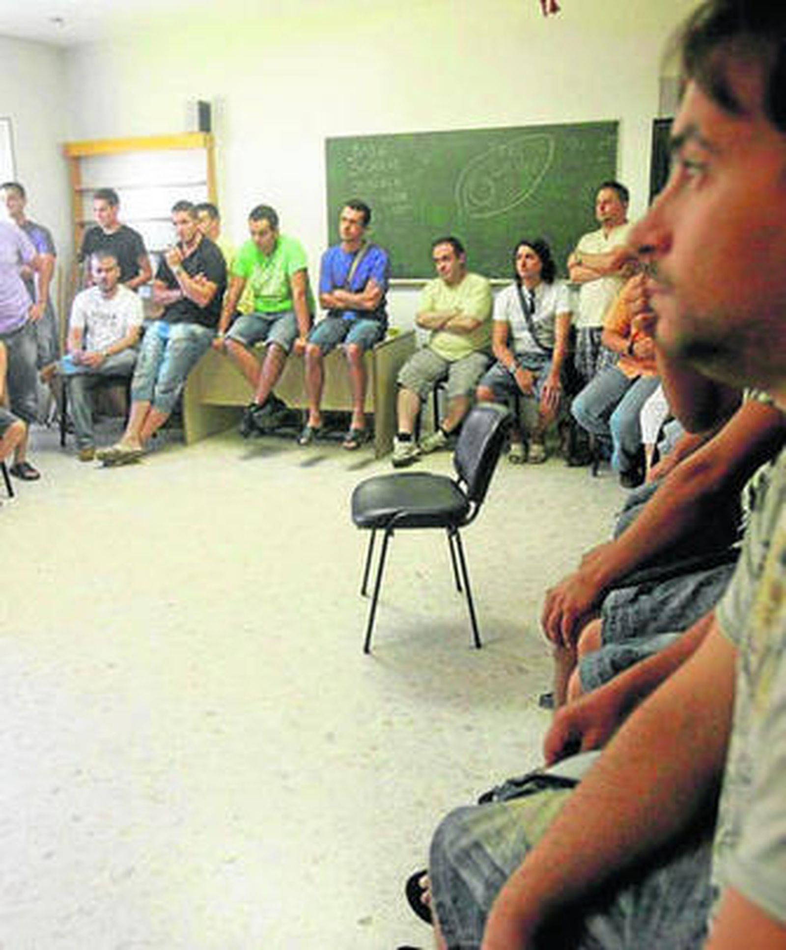 Asamblea de extrabajadores celebrada hace unos días.