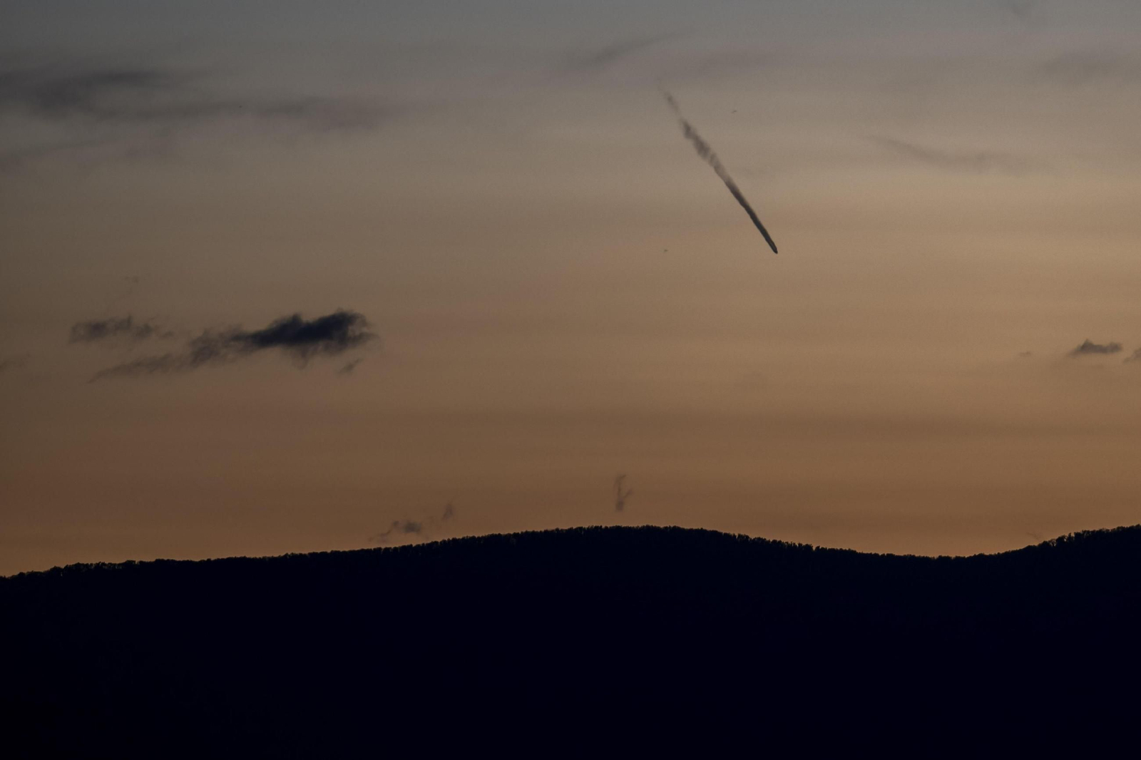 Espectáculo visual: El paso del cometa del siglo a lo largo y ancho del mundo