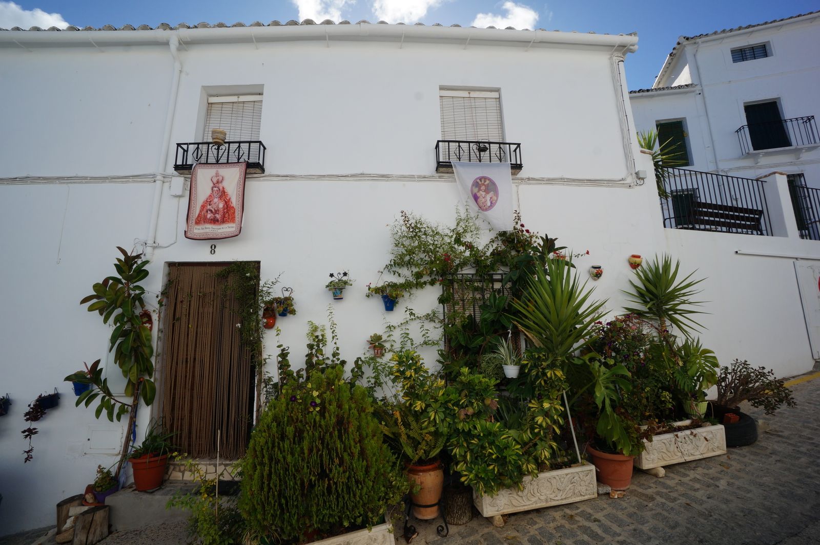 Las fotografías de un paseo por Zuheros, el municipio de Córdoba que resiste libre de covid