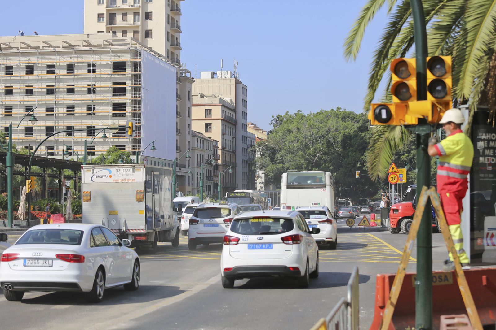 La Alameda Principal abierta al tráfico privado