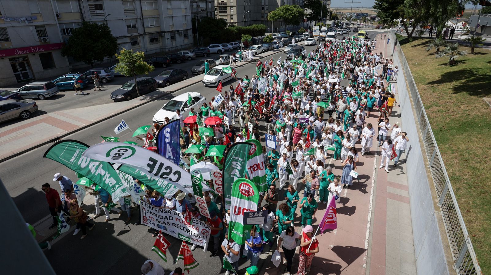 Imágenes de la manifestación en jerez por una Sanidad Pública y de Calidad