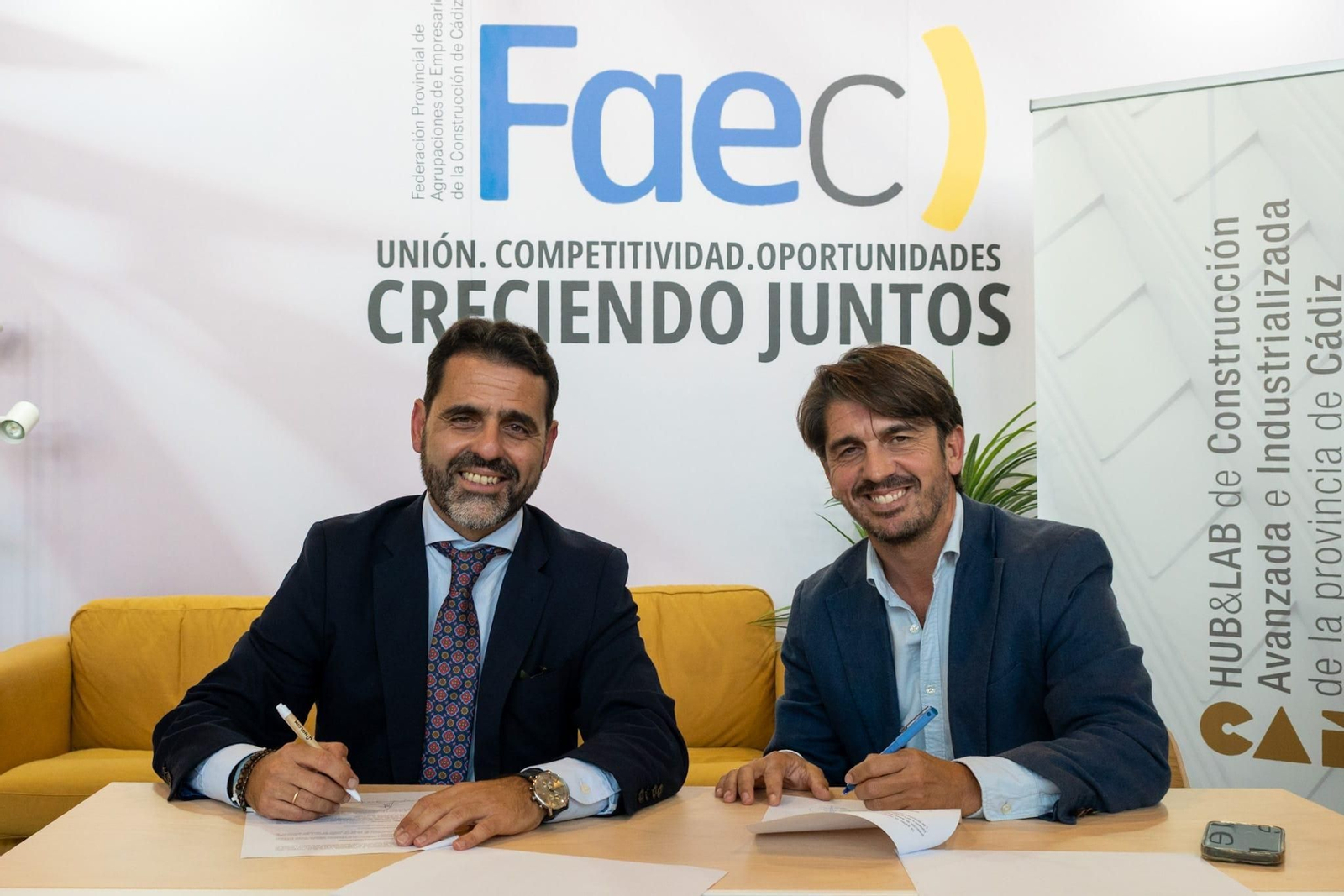 Jorge Fernández Portillo, secretario general de FAEC, y Raúl Beneit.
