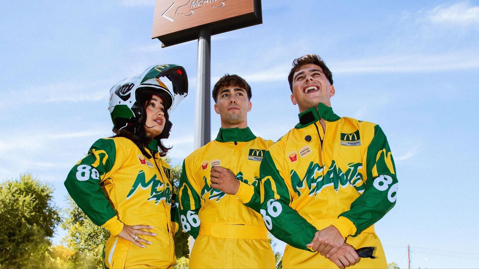 La creadora de contenido competirá con la escudería de McDonald’s