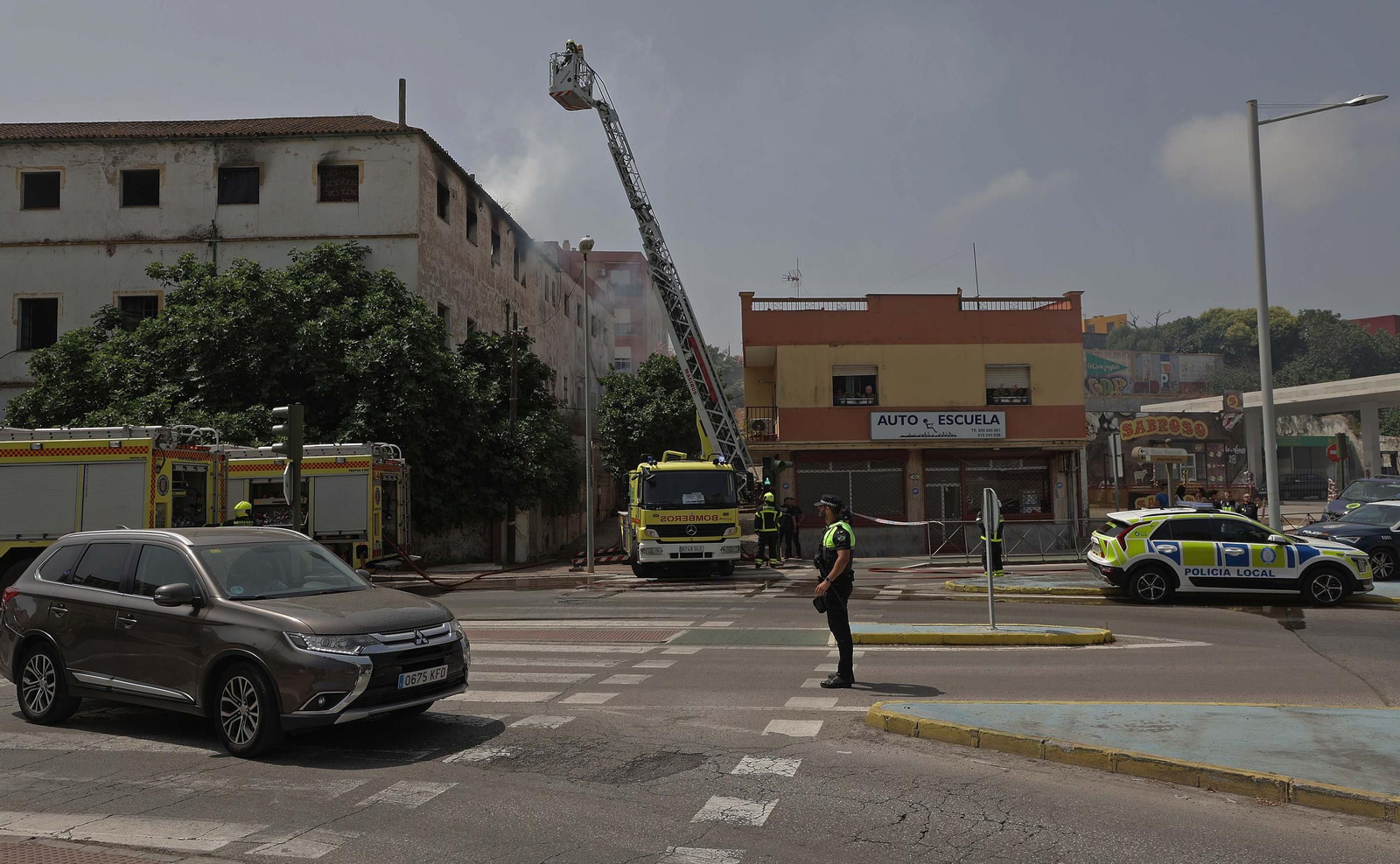 Fotos del incendio en el Patio de Soto en Algeciras Fotos del incendio del Patio de Soto en Algeciras