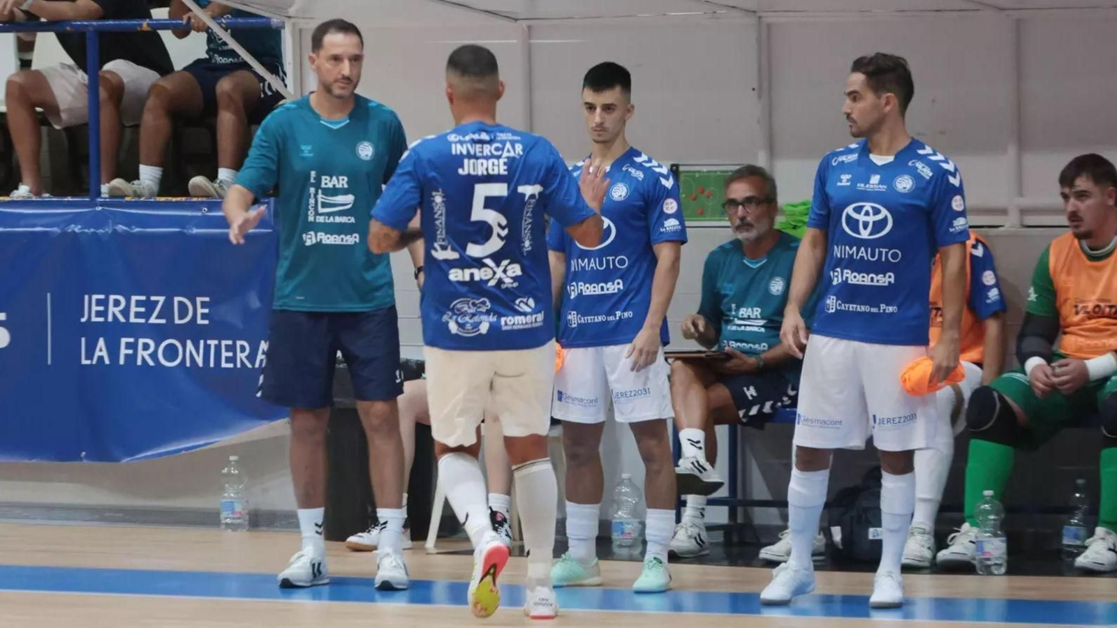 Isco Torres no se fía del filial del Pinatar, un rival al que no se ha enfrentado nunca.