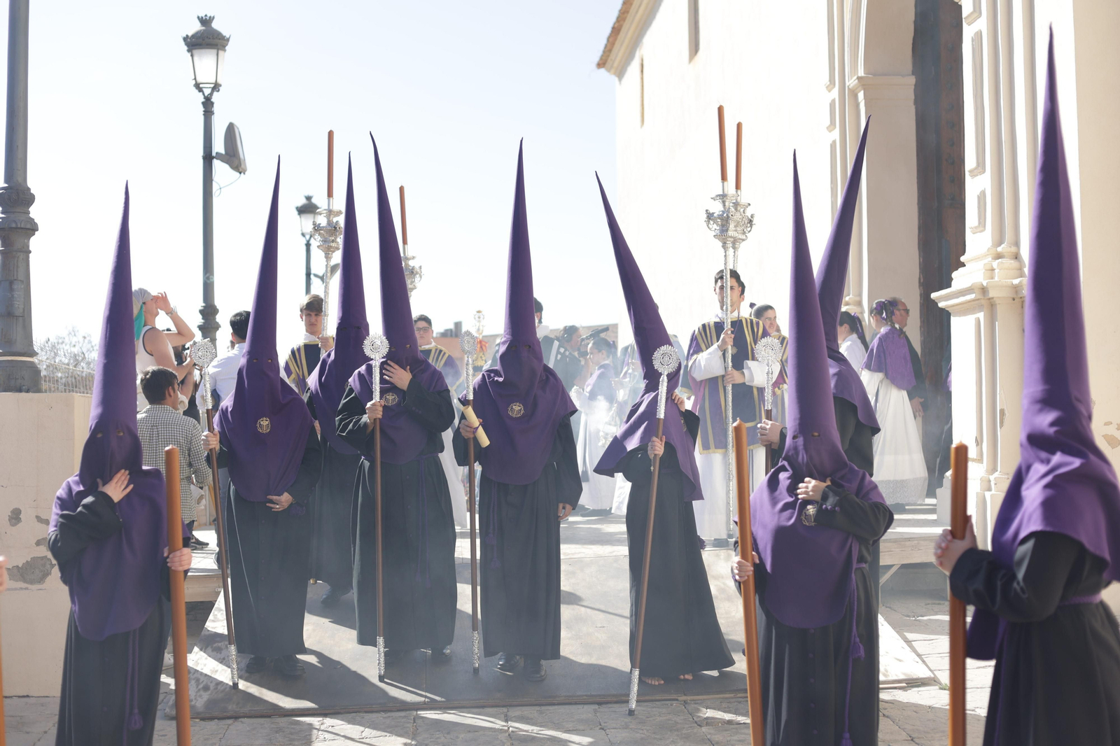 Imágenes de la Hermandad del Descendimiento en la Semana Santa de Huelva 2023