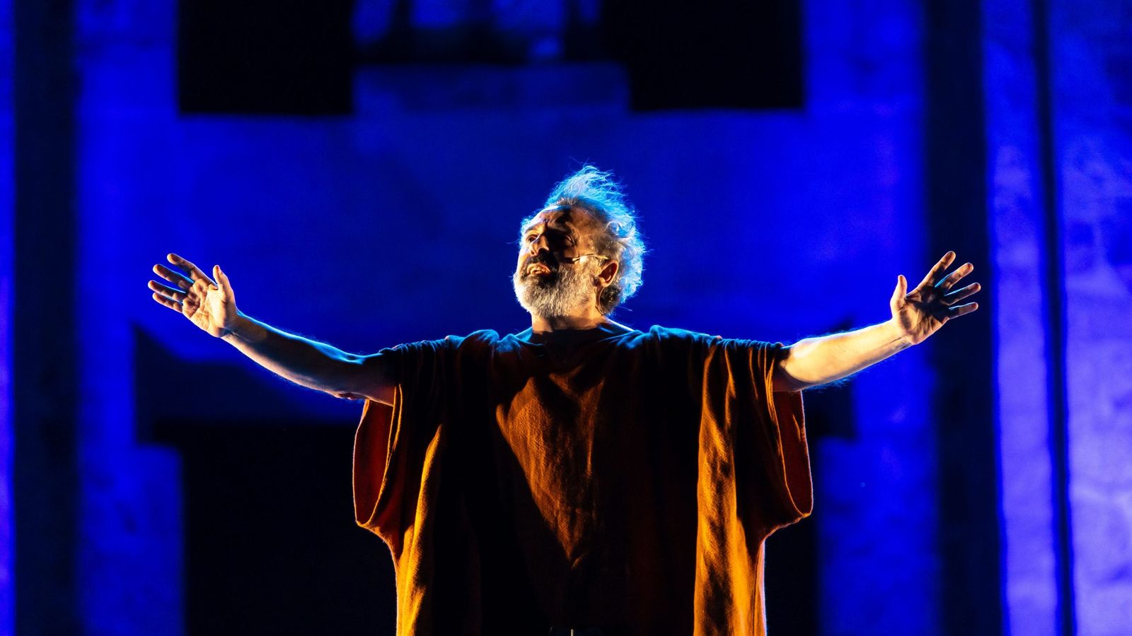 Manuel Monteagudo es un Sócrates humano y desastrado.