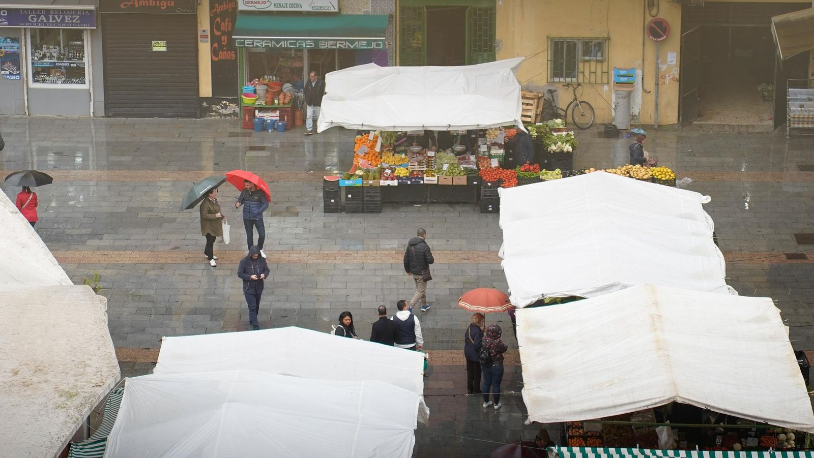 Llueve sobre mojado: Fotos de la borrasca Martinho a su paso por Algeciras