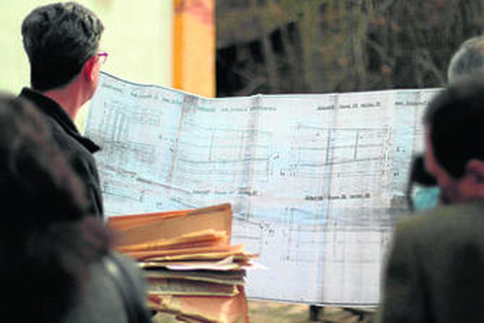 Un archivo histórico por los suelos