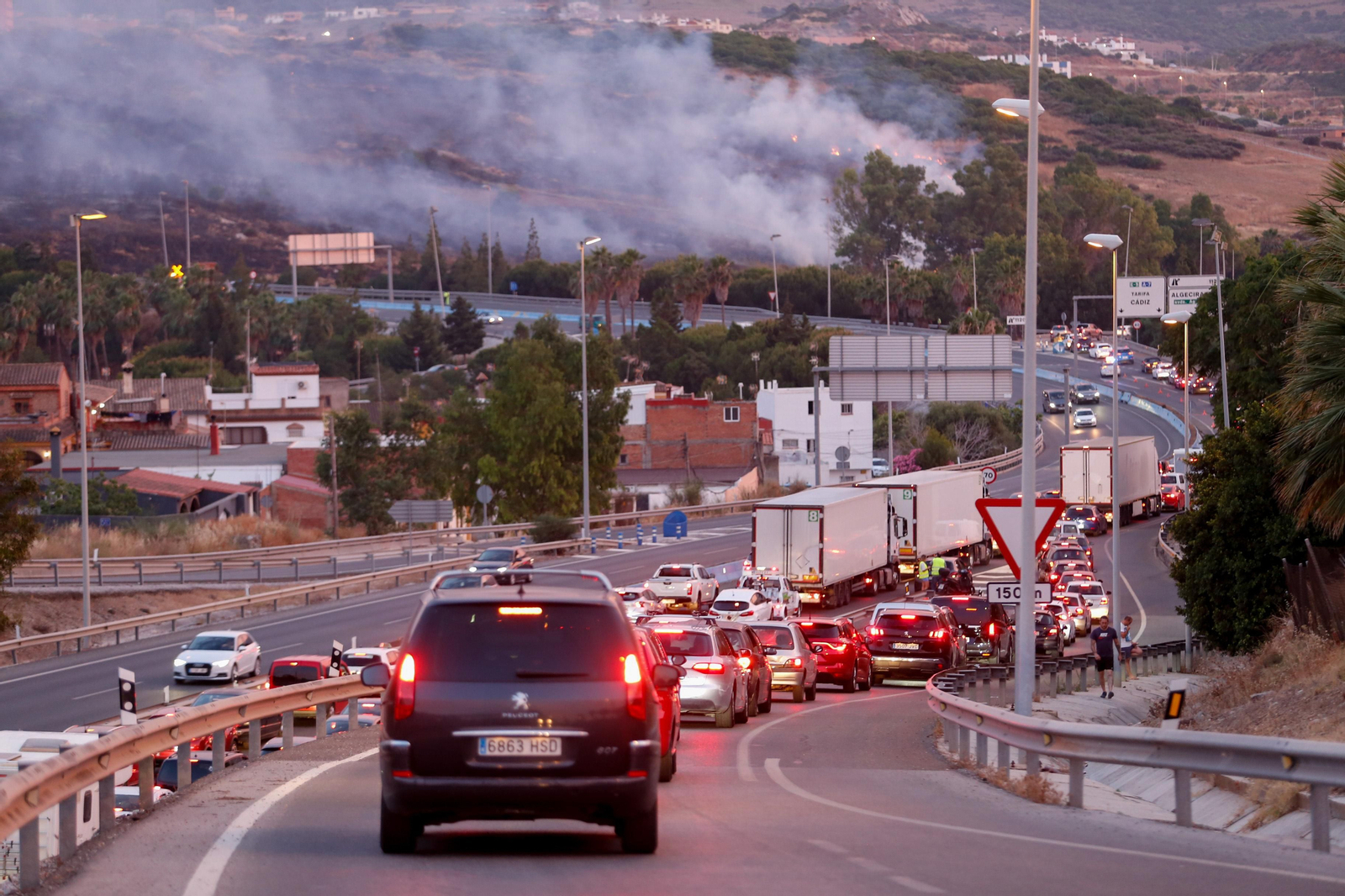 Las fotos del incendio de este viernes en Algeciras